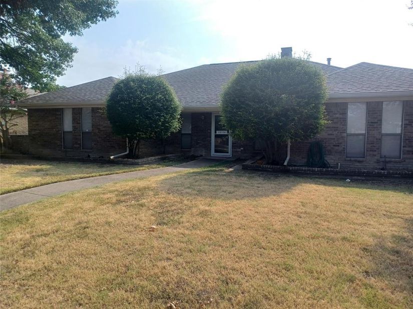 13114  Halwin Circle , Dallas Texas 75243