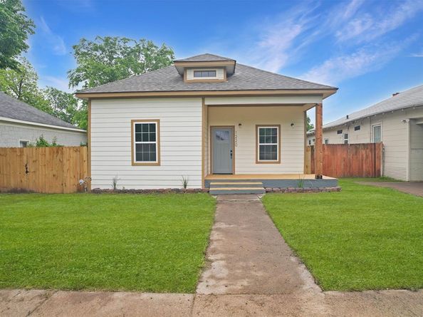1220 E Pulaski Street , Fort Worth Texas 76104