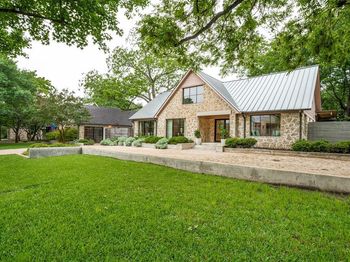 4325  Pomona Road 