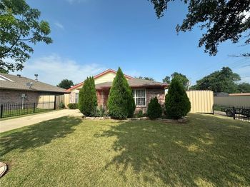 916  Algonquin Drive 