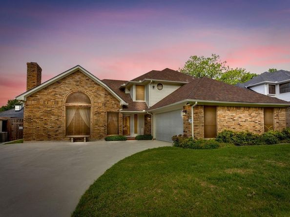 2317  Willow Oak Drive , Irving Texas 75060
