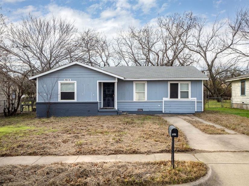 3912  Killian Street , Fort Worth Texas 76119