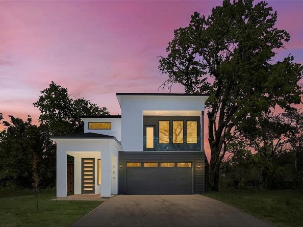 459  Hart Street , Dallas Texas 75203