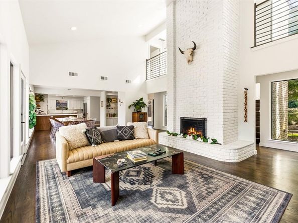 6815  Woodmark Court , Dallas Texas 75230