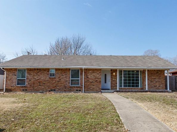 704 S Waterview Drive , Richardson Texas 75080