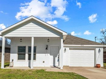 4925  Fitzhugh Avenue 