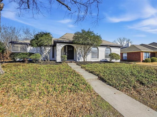 1541  Sunswept Terrace , Lewisville Texas 75077