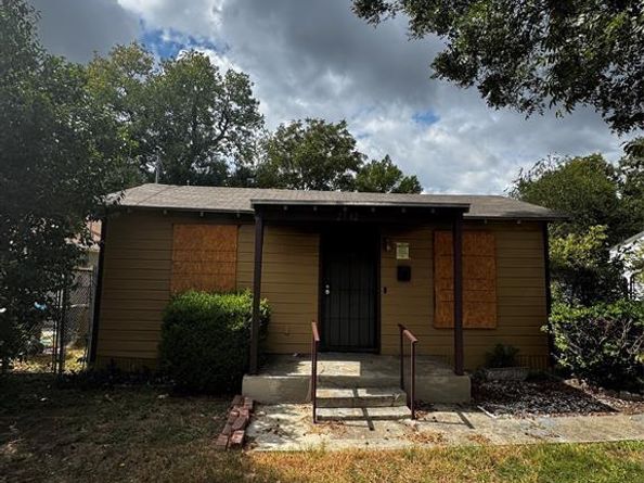 2512  Birdell Street , Fort Worth Texas 76105