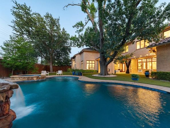 6507  Lupton  , Dallas Texas 75225