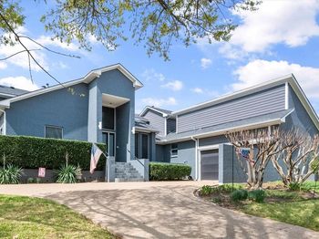 811  Turnberry Drive 