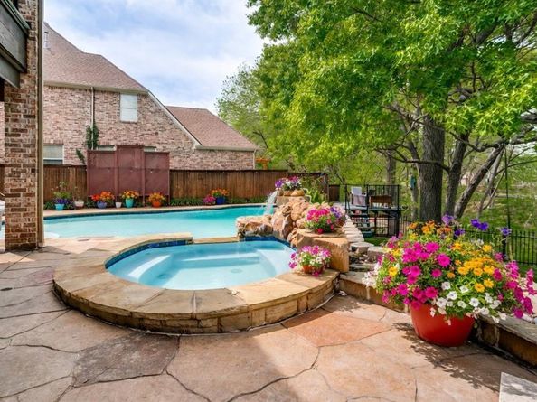 1912  Surrey Lane , McKinney Texas 75072
