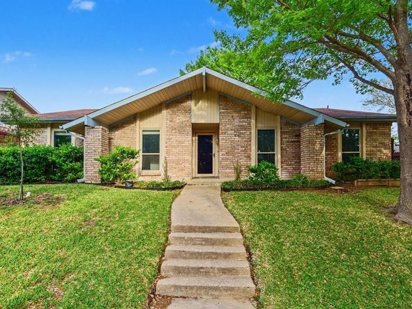 5926  Rosehill Road , Garland Texas 75043