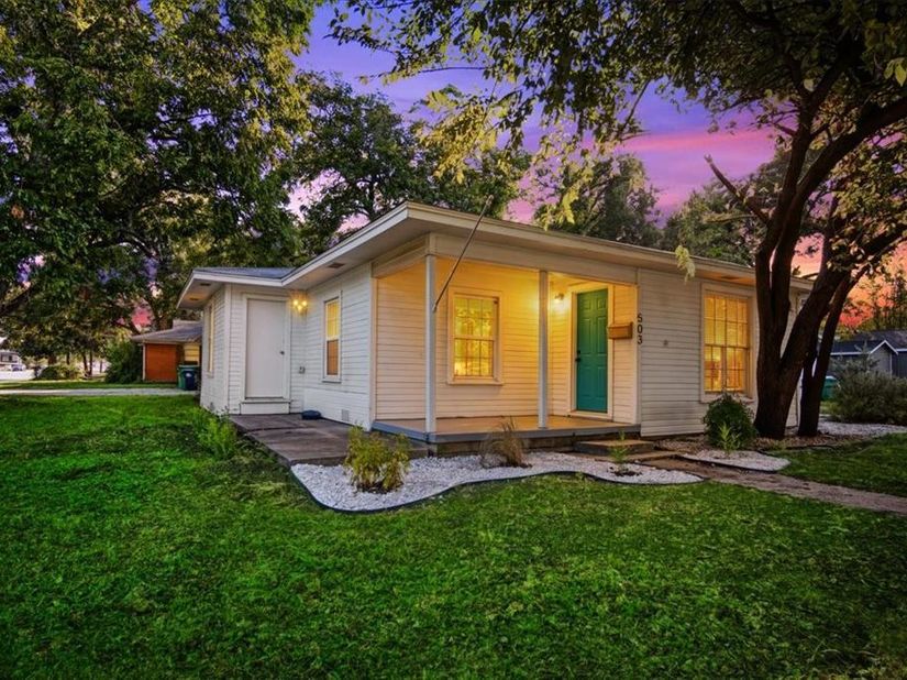 503  Panhandle Street , Denton Texas 76201