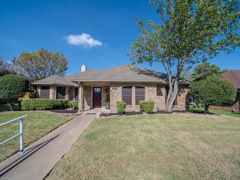 2213  Moore Drive , Plano Texas 75074