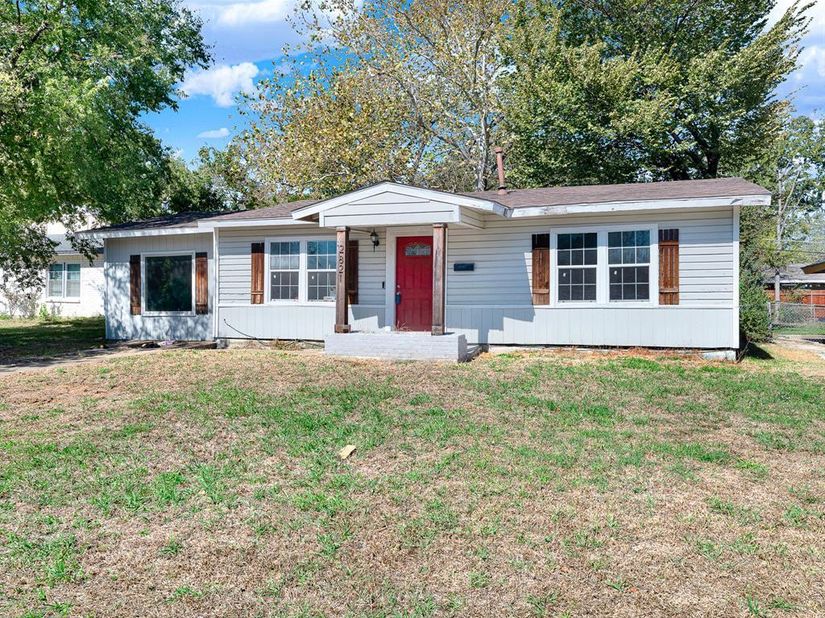 2821  Kilburn Avenue , Dallas Texas 75216