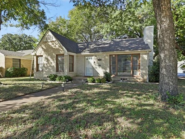 1129 N Riverside Drive , Fort Worth Texas 76111