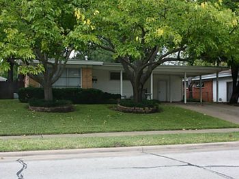 1815  John Smith Drive 