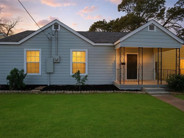 227 S Hampton Road , Dallas Texas 75208