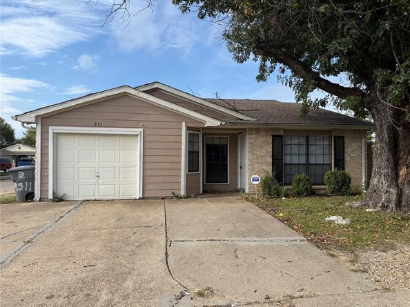 9511  Culberson Street , Dallas Texas 75227