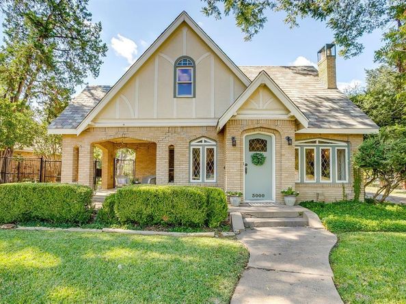 3000  6th Avenue , Fort Worth Texas 76110