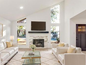 3801  Brookhaven Circle 