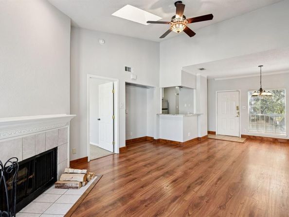 7151  Gaston Avenue  907, Dallas Texas 75214