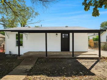 3506 N Houston Street 