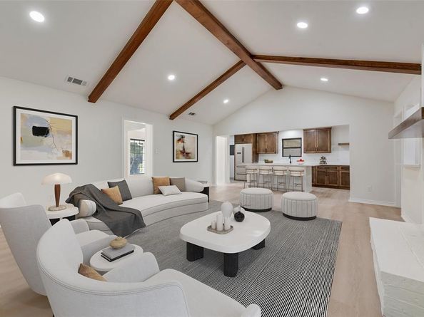 5813  Yacht Club Drive , Rockwall Texas 75032