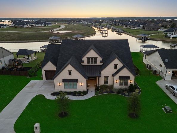 12527  Palmer Drive , Fort Worth Texas 76179