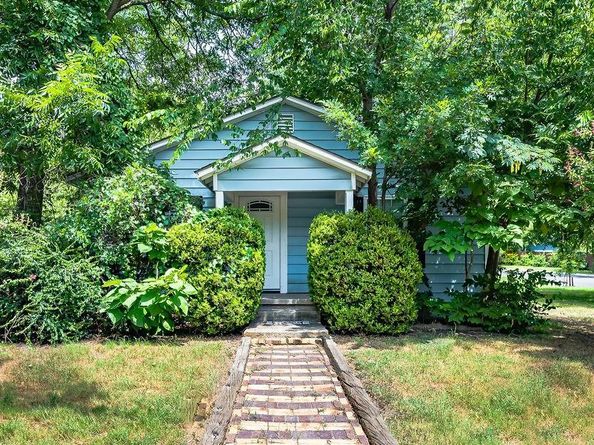 1619  McCormick Street , Denton Texas 76205