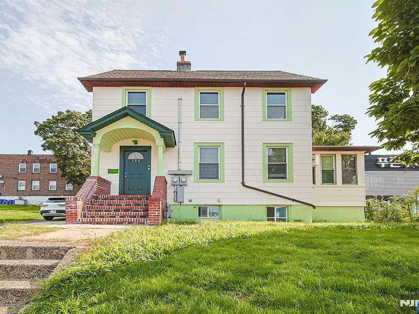 334 Broad Avenue, Ridgefield NJ 07657