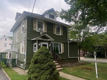 883 Ray Avenue
