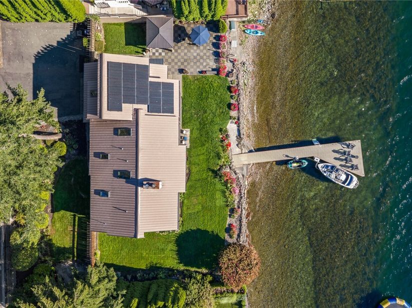2825 E Lake Sammamish Parkway NE, Sammamish WA 98074