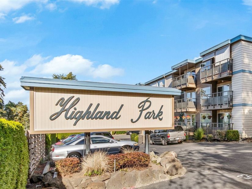 550 Elm Way 410, Edmonds WA 98020