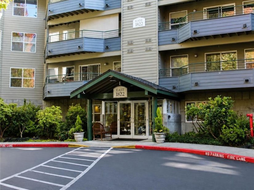 1822 152nd Avenue NE E113, Bellevue WA 98007