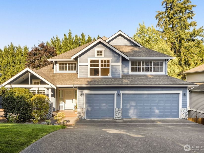 10108 186th Court NE, Redmond WA 98052