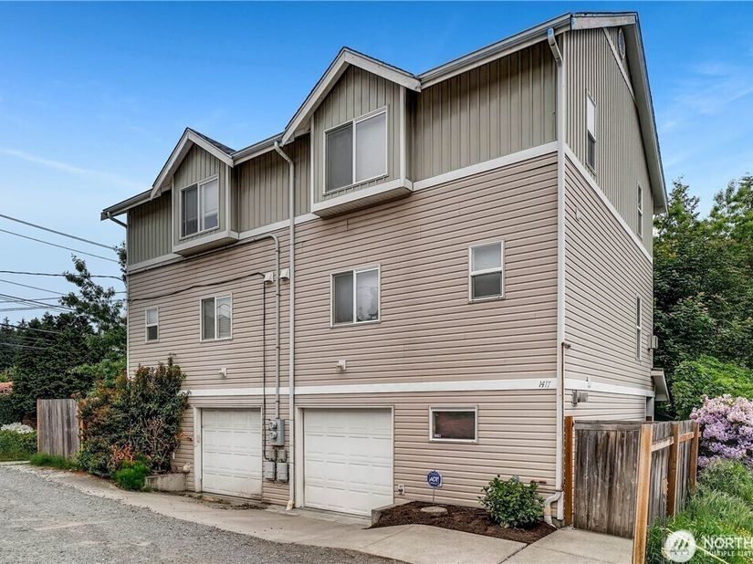 1417 N 97th Street, Seattle WA 98103