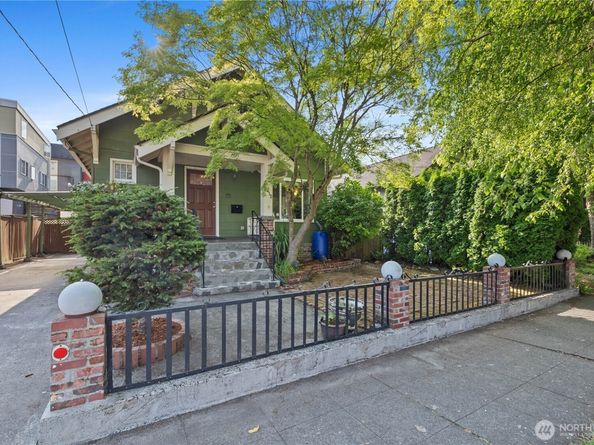 6412 17th Avenue NW, Seattle WA 98107