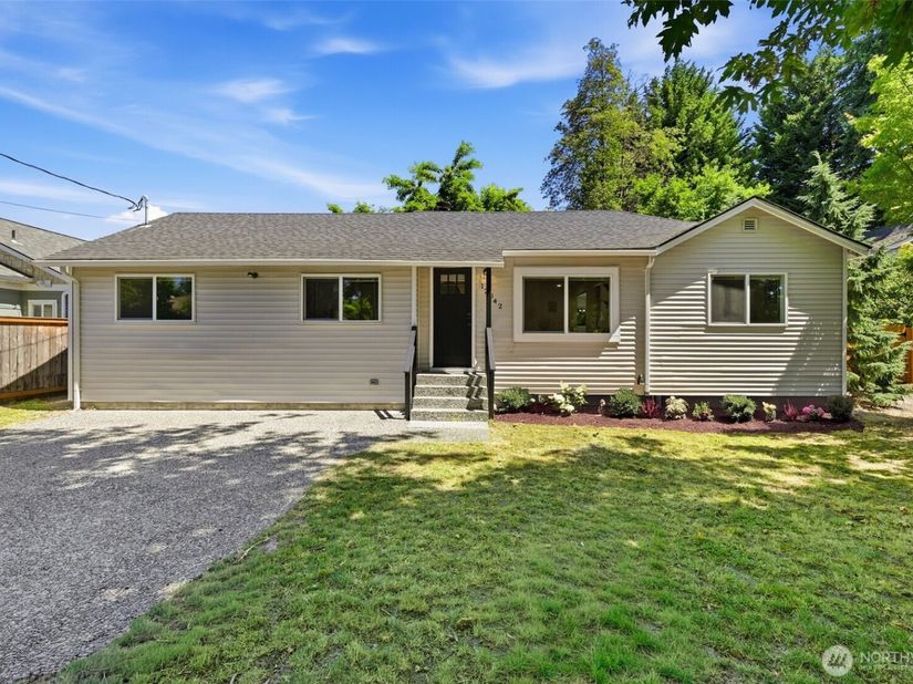 12042 14th Avenue NE, Seattle WA 98125