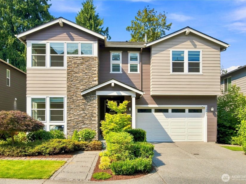 12089 164th Court NE, Redmond WA 98052