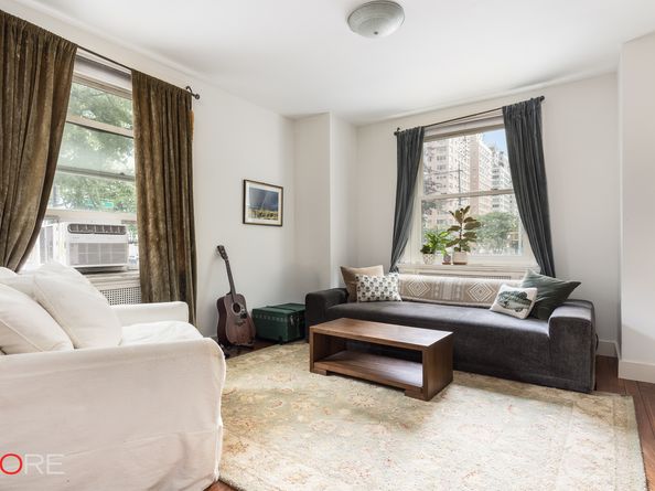 4 Sutton Place 1A, New York NY 10022