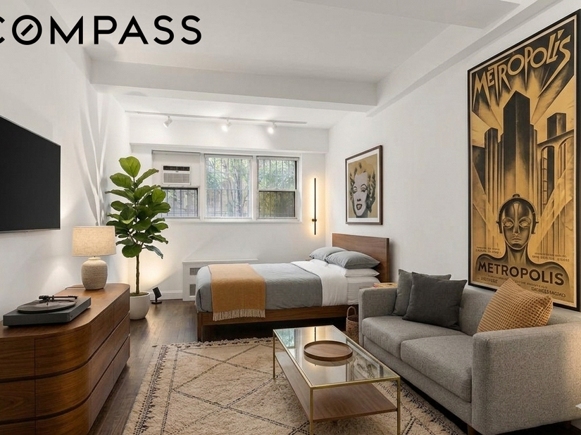 180 Thompson Street LE, New York NY 10012
