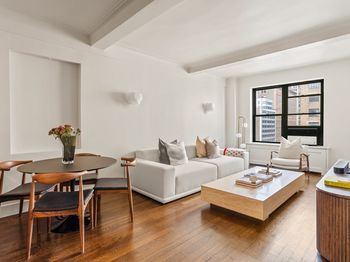 7 Park Avenue
