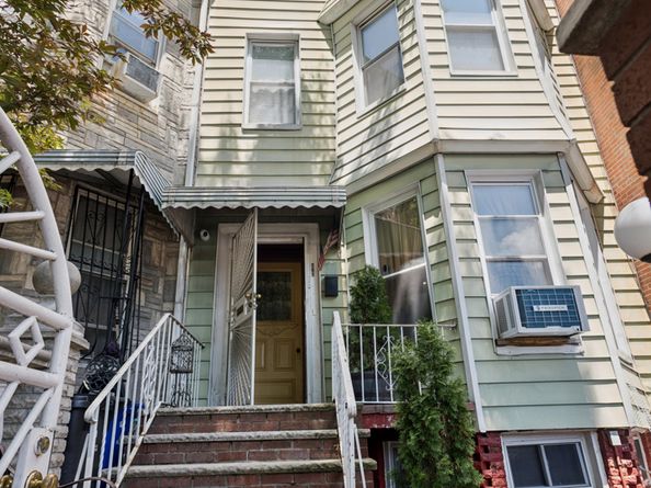 285 Winthrop Street, Brooklyn NY 11225