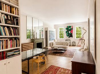 25 East 69th Street