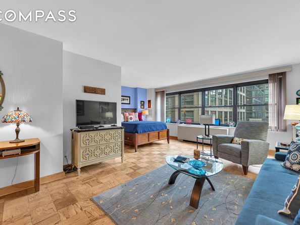 180 West End Avenue 9P, New York NY 10023