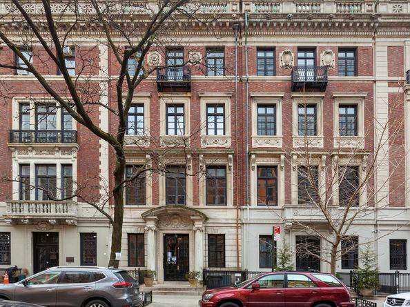 26 West 74th Street 2A, New York NY 10023