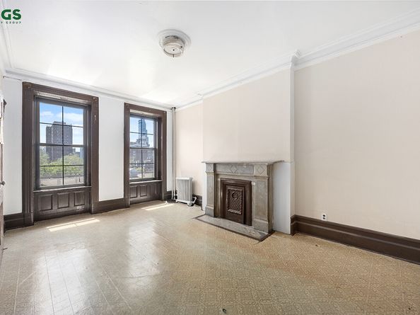 147 West 105th Street 4W, New York NY 10025