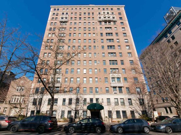 9 Prospect Park W 1A, Brooklyn NY 11215