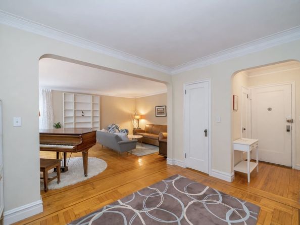 720 Fort Washington Avenue 3F, New York NY 10040